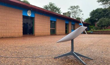 El Gobierno anunció un acuerdo con Starlink para llevar internet satelital a escuelas rurales de todo el país