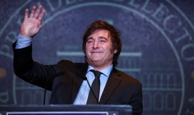 El Gobierno expulsará o impedirá el ingreso al país de extranjeros que inciten el odio contra la Argentina
