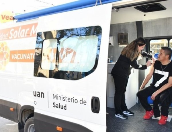 Salud presenta el cronograma del Vacunatorio Móvil en la provincia