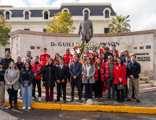 Capital celebró los 120 años de la Cruz Roja con la firma de un convenio para potenciar la prevención en los barrios