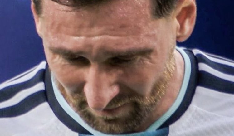 El desconsolado llanto de Lionel Messi tras la sufrida clasificación