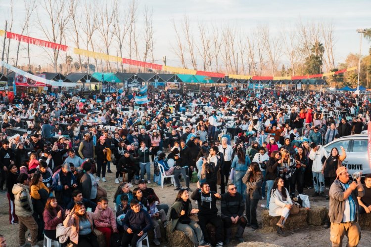 Más de 20 mil personas disfrutaron de la Fiesta Provincial del Carneo Español 2026