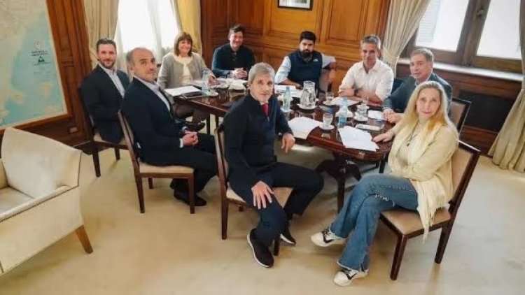 El Gobierno vuelve a reunir a su mesa política para ordenar la agenda legislativa