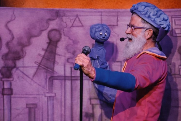 Universo de Cerebros llega al Chalet Cantoni