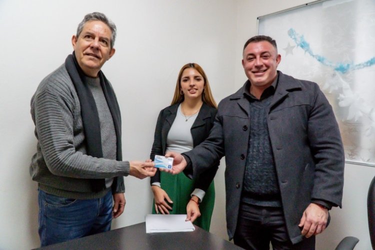 Entregan los vouchers para los Centros de Familia