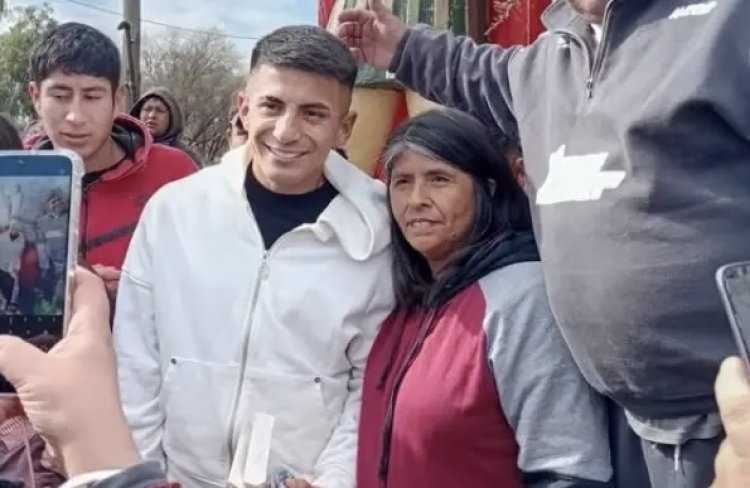 El jugador de la Scaloneta Almada vino a la Difunta Correa