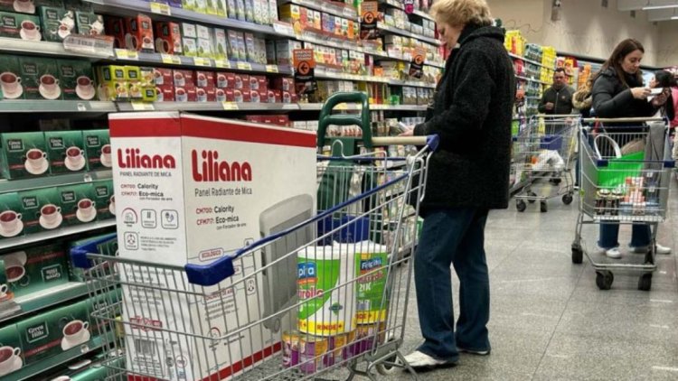 La confianza del consumidor se desplomó más de 12% en julio