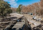 El nuevo puente del lago del Parque de Mayo consolida su estructura principal