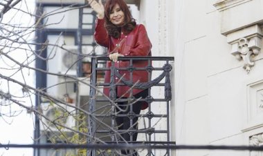 Embargan el departamento de San José 1111 donde Cristina Kirchner está en prisión domiciliaria