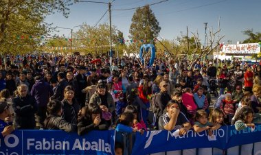 Pocito sigue celebrando el Mes del Niño con juegos, chocolate y muchos sorteos
