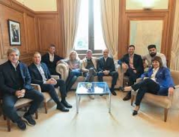 El Gobierno avanzó con las prioridades en el Congreso y acordó otra cumbre con gobernadores