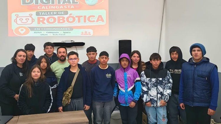 Los Centros Tecnológicos en departamentos mineros suman cerca de 200 alumnos en Robótica
