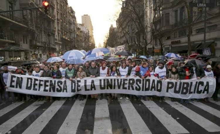 Universitarios reclaman la aplicación de la Ley de Financiamiento y comienzan un nuevo paro