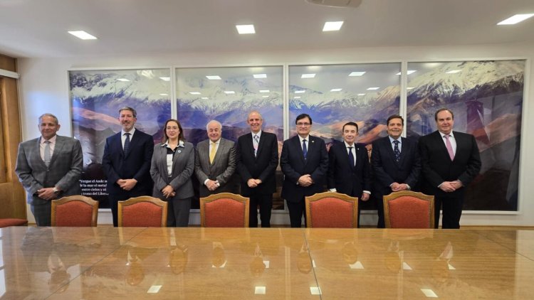 Visita protocolar  de las máximas autoridades judiciales de Perú y Córdoba