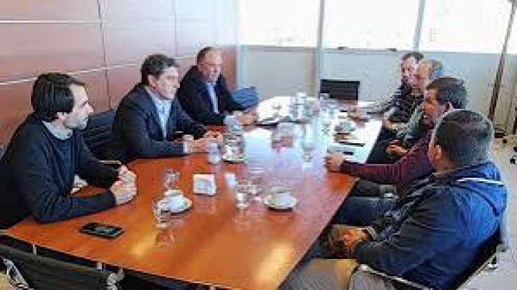 Producción continúa coordinando acciones con la Sociedad de Chacareros