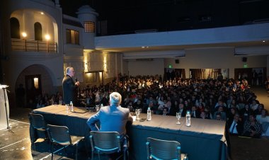 Una multitud participó de la Conferencia Magistral de Juicios por Jurados del Dr. Víctor del Río