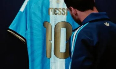 Messi presentó la camiseta que usará en su último partido con la Selección Argentina