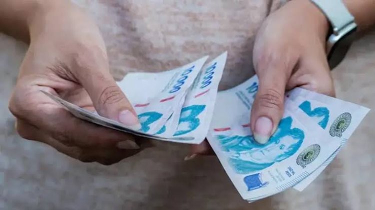 El Gobierno fijó aumentos escalonados para el salario mínimo hasta abril de 2027