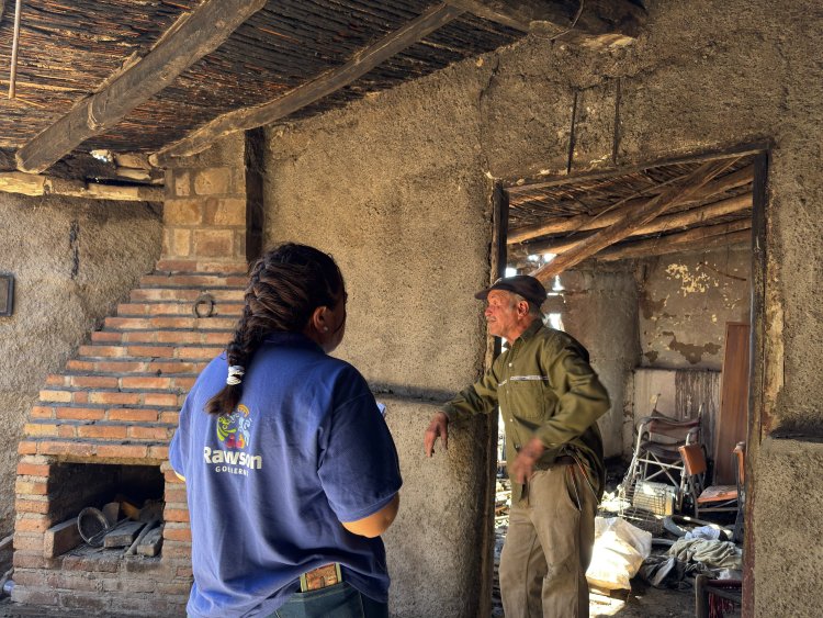 Rawson acompaña a las familias afectadas por los incendios con un operativo de asistencia en Médano de Oro y El Medanito