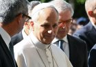 El papa León XIV pasó “bien la noche”, se levantó y desayunó