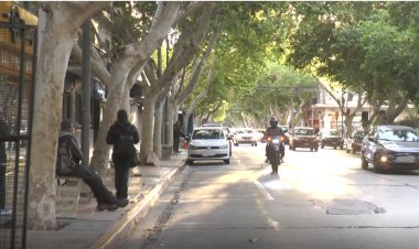 El paro de colectivos continúa en San Juan y crece la incertidumbre entre los usuarios