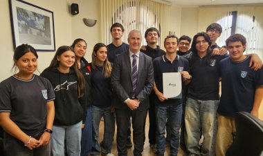 Impulso a la formación técnica en electromovilidad junto a la Escuela Industrial Domingo Faustino Sarmiento