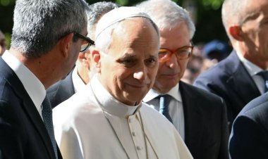 El papa León XIV pasó “bien la noche”, se levantó y desayunó