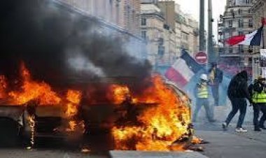 Francia decretó toques de queda parciales tras la ola de disturbios