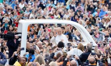 El Papa León XIV dirigió la audiencia general en la plaza de San Pedro