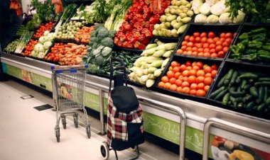El consumo en los hogares volvió a caer en septiembre y profundiza la preocupación por la economía