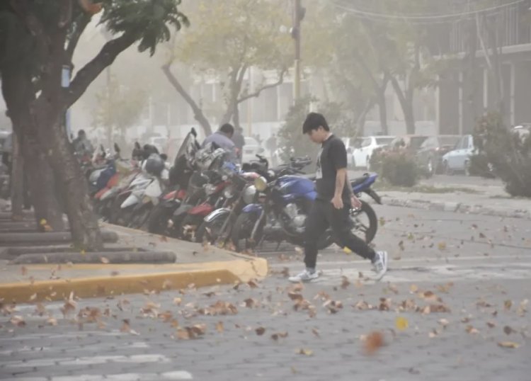 Se suspenden las clases a partir de las 13 por alerta de viento Zonda