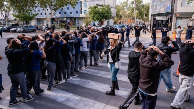 Más de 243.000 estudiantes participan del Simulacro de Evacuación Escolar