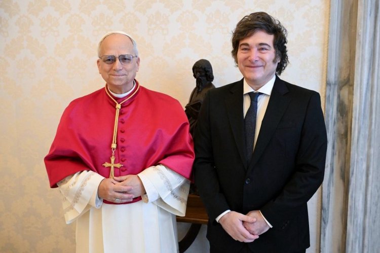 El mensaje de Milei para el Papa León: "Desde nuestro país nos unimos en oración por su salud"