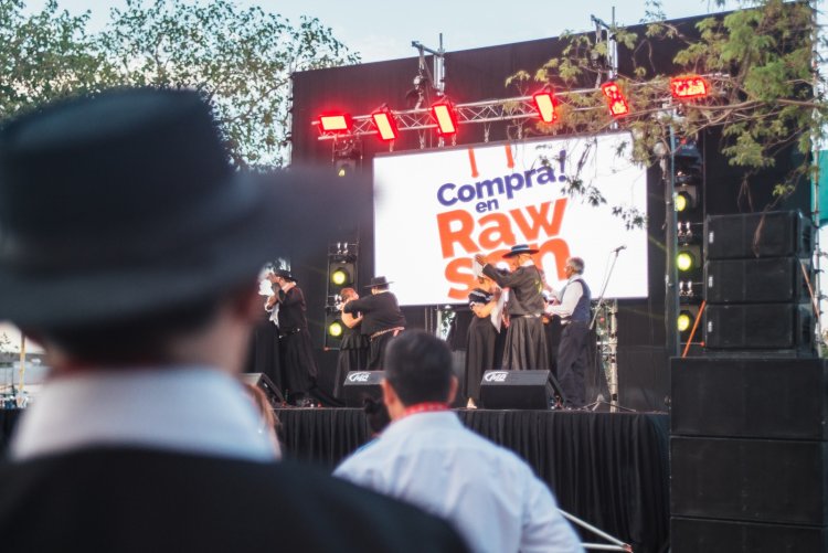 Celebrar a mamá también es cuidarla: Rawson prepara una gran jornada con shows, premios, compras y concientización