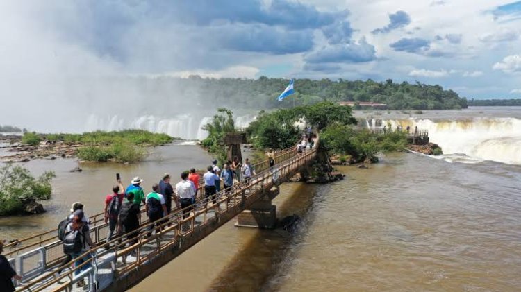 Buscan voluntarios para vivir gratis en Cataratas del Iguazú a cambio de 30 horas de ayuda por semana