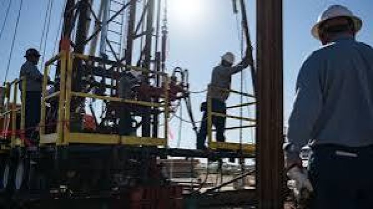 El petróleo se dispara a US$111