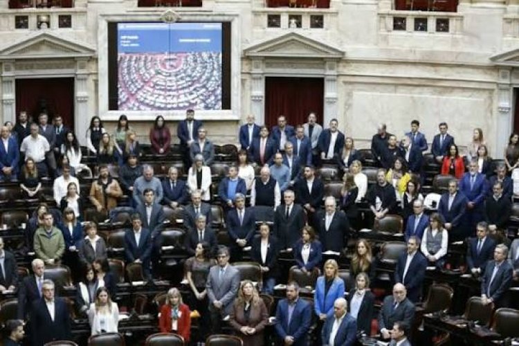 El oficialismo consiguió quórum y se inició una maratónica sesión en Diputados con múltiples temas