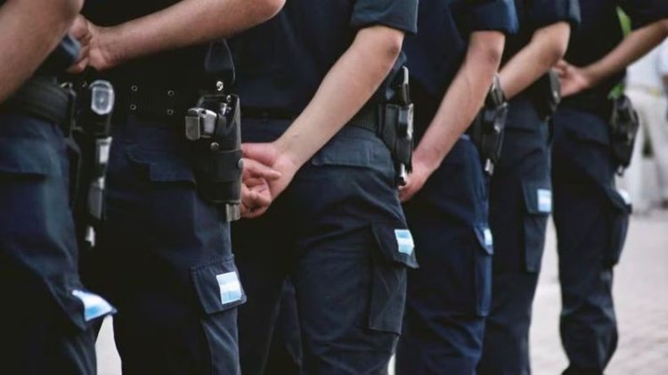 San Juan: investigan a 25 efectivos por el faltante de más de 100 armas de la Policía