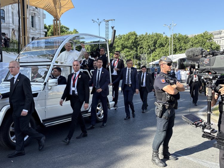 Operativo de seguridad y últimos retoques antes de la llegada del papa León XIV